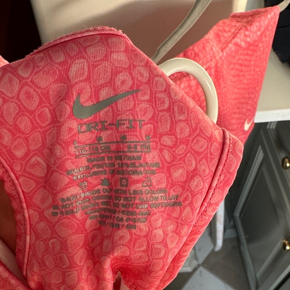 Nike Kids Pink Workout set - Picture 2 of 4